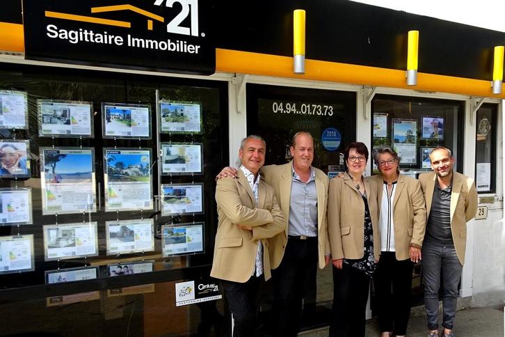 l'équipe de l'agence Sagittaire Immobilier