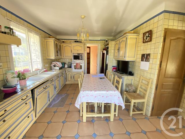Afficher la photo en grand maison à vendre - 8 pièces - 178.7 m2 - LE PRADET - 83 - PROVENCE-ALPES-COTE-D-AZUR - Century 21 Sagittaire Immobilier
