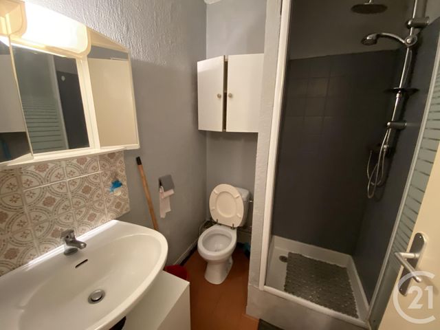 Afficher la photo en grand Appartement F1 à vendre - 1 pièce - 23.0 m2 - LE PRADET - 83 - PROVENCE-ALPES-COTE-D-AZUR - Century 21 Sagittaire Immobilier