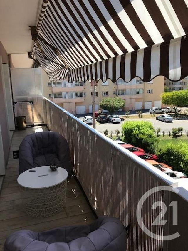 Afficher la photo en grand appartement à vendre - 4 pièces - 72.0 m2 - LE PRADET - 83 - PROVENCE-ALPES-COTE-D-AZUR - Century 21 Sagittaire Immobilier