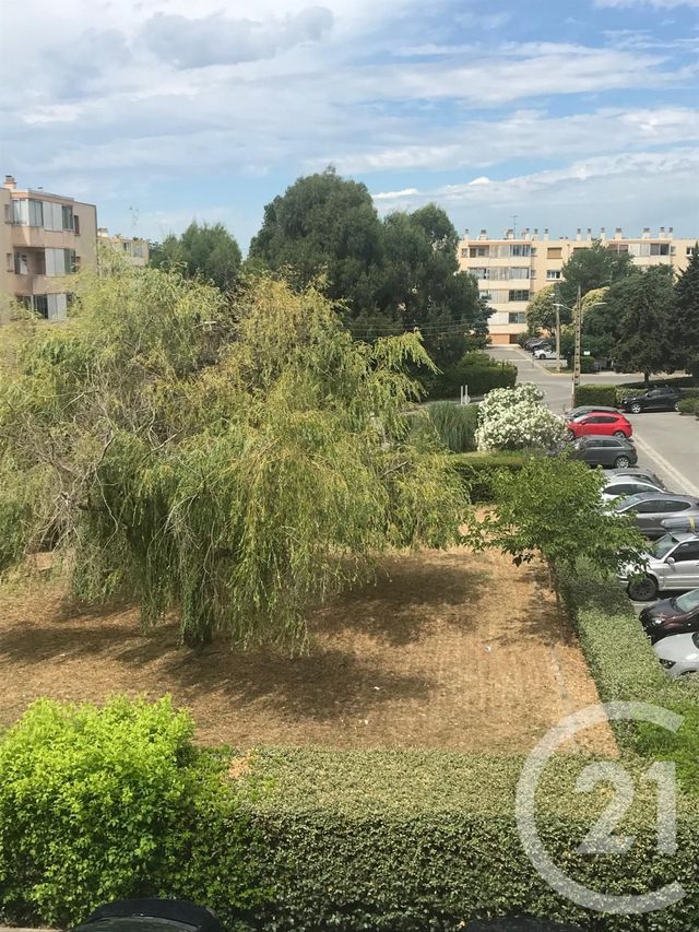 Afficher la photo en grand appartement à vendre - 4 pièces - 72.0 m2 - LE PRADET - 83 - PROVENCE-ALPES-COTE-D-AZUR - Century 21 Sagittaire Immobilier