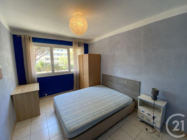 Afficher la photo en grand appartement à vendre - 4 pièces - 68.0 m2 - LE PRADET - 83 - PROVENCE-ALPES-COTE-D-AZUR - Century 21 Sagittaire Immobilier