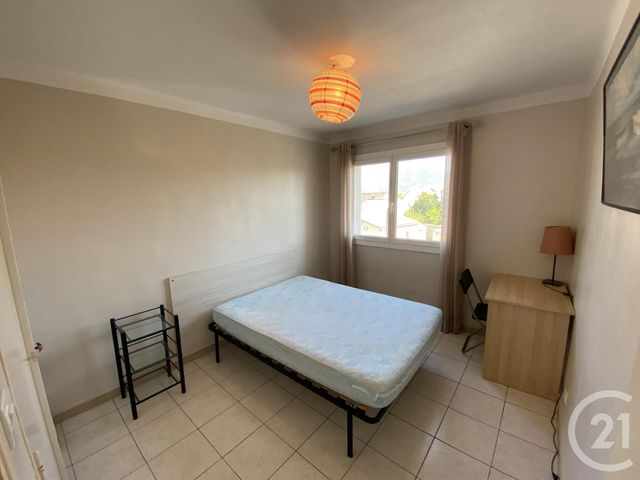 Afficher la photo en grand appartement à vendre - 4 pièces - 68.0 m2 - LE PRADET - 83 - PROVENCE-ALPES-COTE-D-AZUR - Century 21 Sagittaire Immobilier
