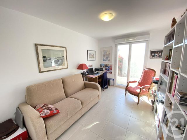 Afficher la photo en grand appartement à vendre - 5 pièces - 95.23 m2 - LE PRADET - 83 - PROVENCE-ALPES-COTE-D-AZUR - Century 21 Sagittaire Immobilier