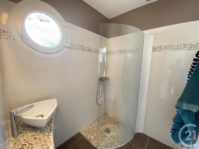 Afficher la photo en grand maison à vendre - 8 pièces - 183.0 m2 - LE PRADET - 83 - PROVENCE-ALPES-COTE-D-AZUR - Century 21 Sagittaire Immobilier