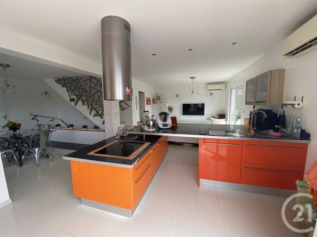 Afficher la photo en grand maison à vendre - 8 pièces - 183.0 m2 - LE PRADET - 83 - PROVENCE-ALPES-COTE-D-AZUR - Century 21 Sagittaire Immobilier