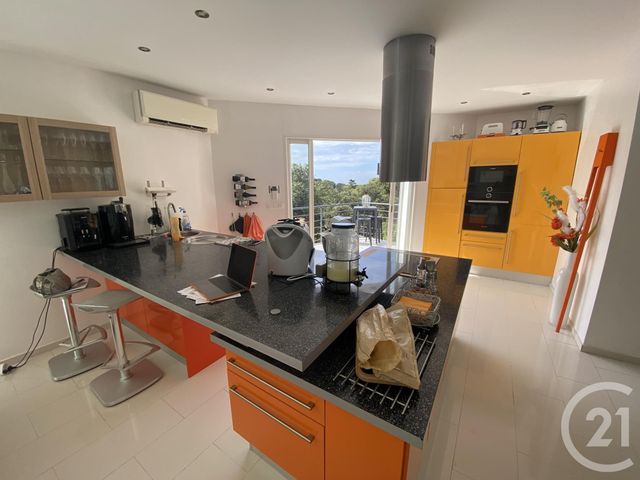 Afficher la photo en grand maison à vendre - 8 pièces - 183.0 m2 - LE PRADET - 83 - PROVENCE-ALPES-COTE-D-AZUR - Century 21 Sagittaire Immobilier
