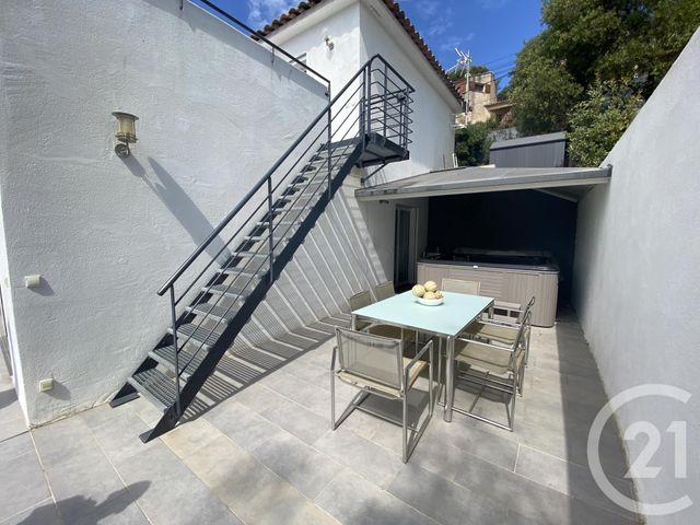 Afficher la photo en grand maison à vendre - 8 pièces - 183.0 m2 - LE PRADET - 83 - PROVENCE-ALPES-COTE-D-AZUR - Century 21 Sagittaire Immobilier