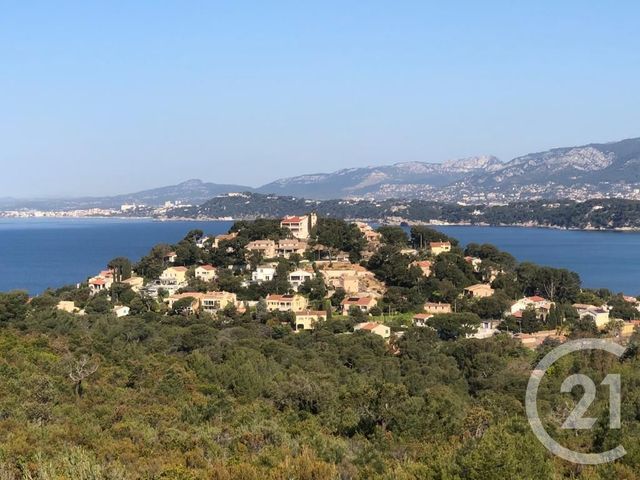 Afficher la photo en grand maison à vendre - 8 pièces - 183.0 m2 - LE PRADET - 83 - PROVENCE-ALPES-COTE-D-AZUR - Century 21 Sagittaire Immobilier