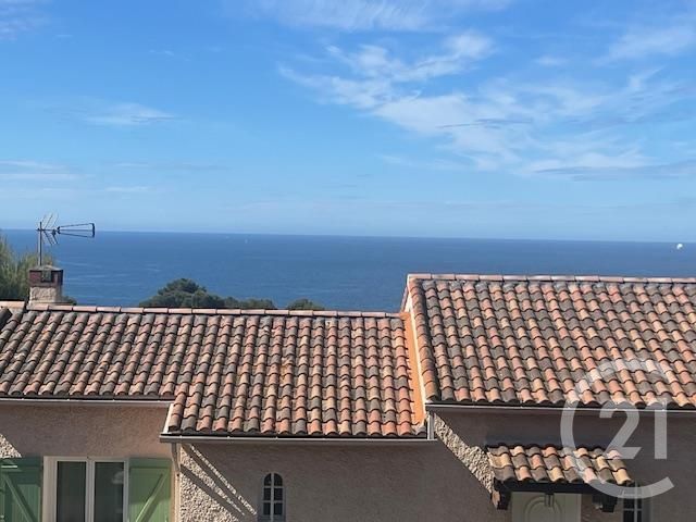 maison à vendre - 5 pièces - 175.48 m2 - LE PRADET - 83 - PROVENCE-ALPES-COTE-D-AZUR - Century 21 Sagittaire Immobilier