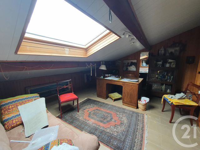 maison à vendre - 5 pièces - 166.0 m2 - LE PRADET - 83 - PROVENCE-ALPES-COTE-D-AZUR - Century 21 Sagittaire Immobilier