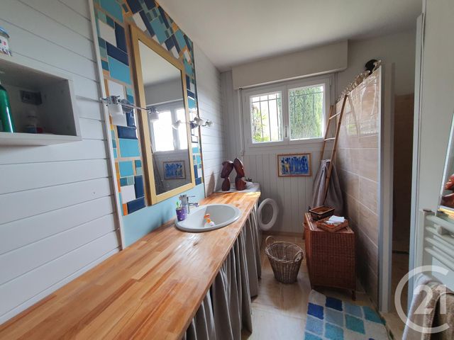 maison à vendre - 5 pièces - 166.0 m2 - LE PRADET - 83 - PROVENCE-ALPES-COTE-D-AZUR - Century 21 Sagittaire Immobilier