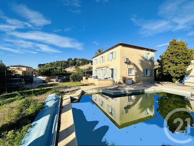maison à vendre - 7 pièces - 155.0 m2 - CARQUEIRANNE - 83 - PROVENCE-ALPES-COTE-D-AZUR - Century 21 Sagittaire Immobilier