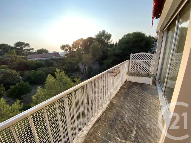 appartement à louer - 2 pièces - 47.0 m2 - TOULON - 83 - PROVENCE-ALPES-COTE-D-AZUR - Century 21 Sagittaire Immobilier