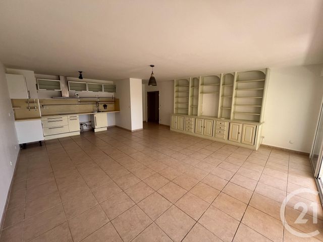 Appartement F4 à vendre - 4 pièces - 92.39 m2 - HYERES - 83 - PROVENCE-ALPES-COTE-D-AZUR - Century 21 Sagittaire Immobilier