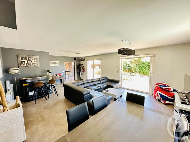 maison à vendre - 8 pièces - 130.0 m2 - CARQUEIRANNE - 83 - PROVENCE-ALPES-COTE-D-AZUR - Century 21 Sagittaire Immobilier