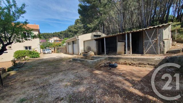 maison à vendre - 10 pièces - 164.0 m2 - CARQUEIRANNE - 83 - PROVENCE-ALPES-COTE-D-AZUR - Century 21 Sagittaire Immobilier