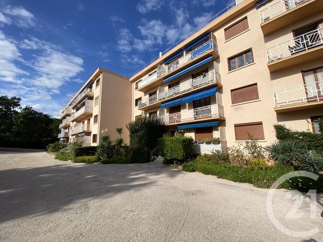 Appartement F3 à louer LE PRADET