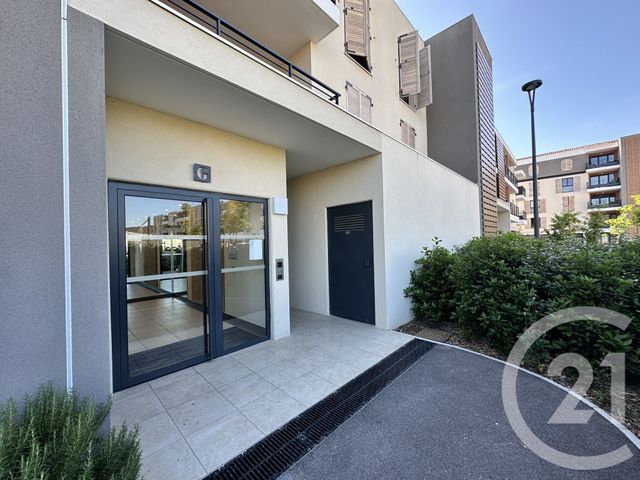Appartement T1 à vendre - 1 pièce - 18.0 m2 - HYERES - 83 - PROVENCE-ALPES-COTE-D-AZUR - Century 21 Sagittaire Immobilier