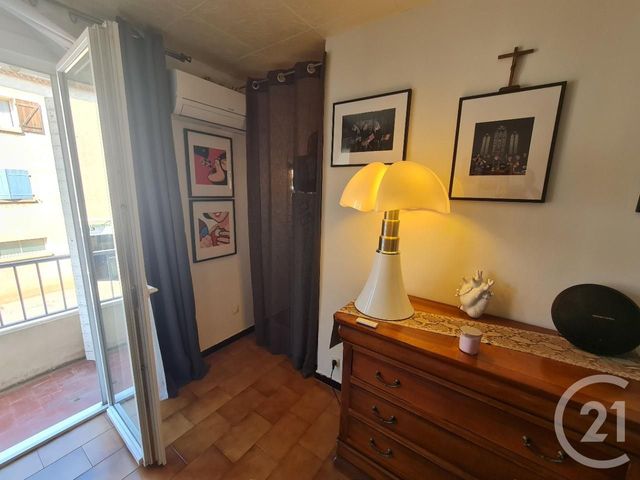 Appartement F1 à vendre - 1 pièce - 29.0 m2 - CARQUEIRANNE - 83 - PROVENCE-ALPES-COTE-D-AZUR - Century 21 Sagittaire Immobilier
