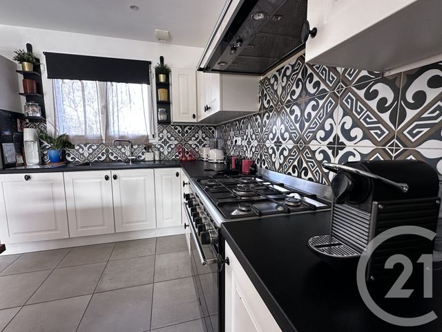 maison à vendre - 5 pièces - 89.0 m2 - LE PRADET - 83 - PROVENCE-ALPES-COTE-D-AZUR - Century 21 Sagittaire Immobilier