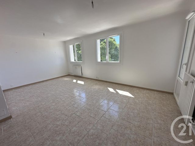 Appartement F4 à vendre - 4 pièces - 68.0 m2 - LA VALETTE DU VAR - 83 - PROVENCE-ALPES-COTE-D-AZUR - Century 21 Sagittaire Immobilier