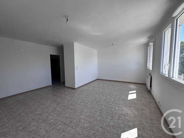Appartement F4 à vendre - 4 pièces - 68.0 m2 - LA VALETTE DU VAR - 83 - PROVENCE-ALPES-COTE-D-AZUR - Century 21 Sagittaire Immobilier