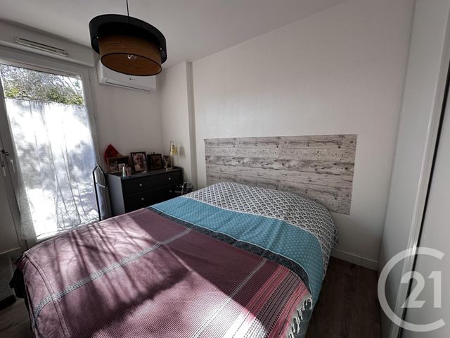 Afficher la photo en grand Appartement F2 à vendre - 2 pièces - 42.11 m2 - HYERES - 83 - PROVENCE-ALPES-COTE-D-AZUR - Century 21 Sagittaire Immobilier