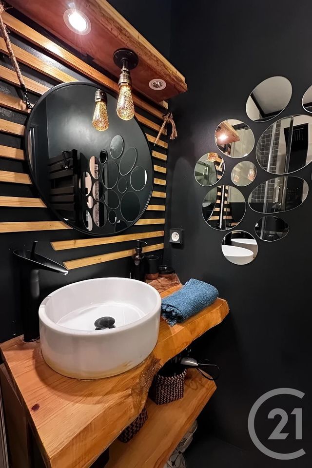 Appartement F1 bis à vendre - 2 pièces - 26.0 m2 - 83 - PROVENCE-ALPES-COTE-D-AZUR - Century 21 Sagittaire Immobilier