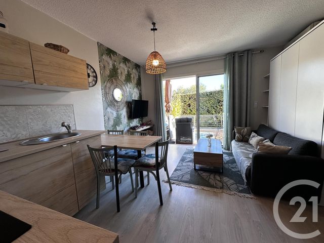 Appartement F1 bis à vendre - 2 pièces - 26.0 m2 - 83 - PROVENCE-ALPES-COTE-D-AZUR - Century 21 Sagittaire Immobilier