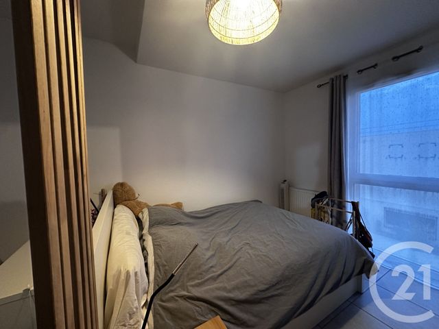 Appartement à louer - 2 pièces - 45.34 m2 - LA FARLEDE - 83 - PROVENCE-ALPES-COTE-D-AZUR - Century 21 Sagittaire Immobilier