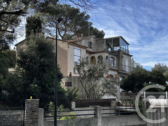 maison à vendre - 6 pièces - 114.0 m2 - CARQUEIRANNE - 83 - PROVENCE-ALPES-COTE-D-AZUR - Century 21 Sagittaire Immobilier