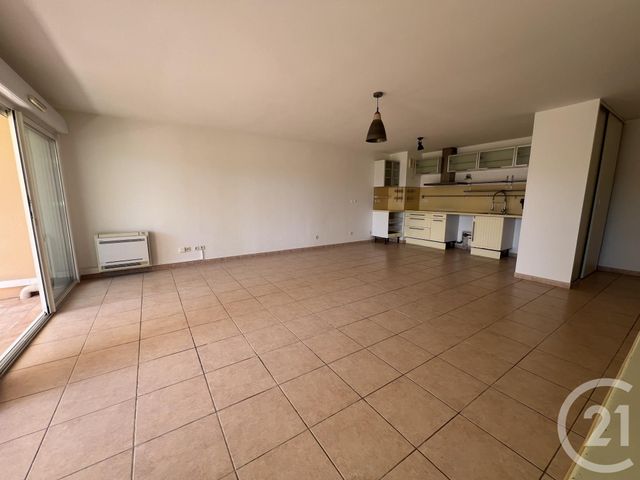 Appartement F4 à vendre - 4 pièces - 92.39 m2 - HYERES - 83 - PROVENCE-ALPES-COTE-D-AZUR - Century 21 Sagittaire Immobilier
