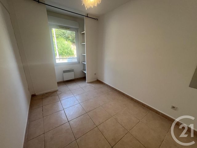 Appartement F4 à vendre - 4 pièces - 92.39 m2 - HYERES - 83 - PROVENCE-ALPES-COTE-D-AZUR - Century 21 Sagittaire Immobilier