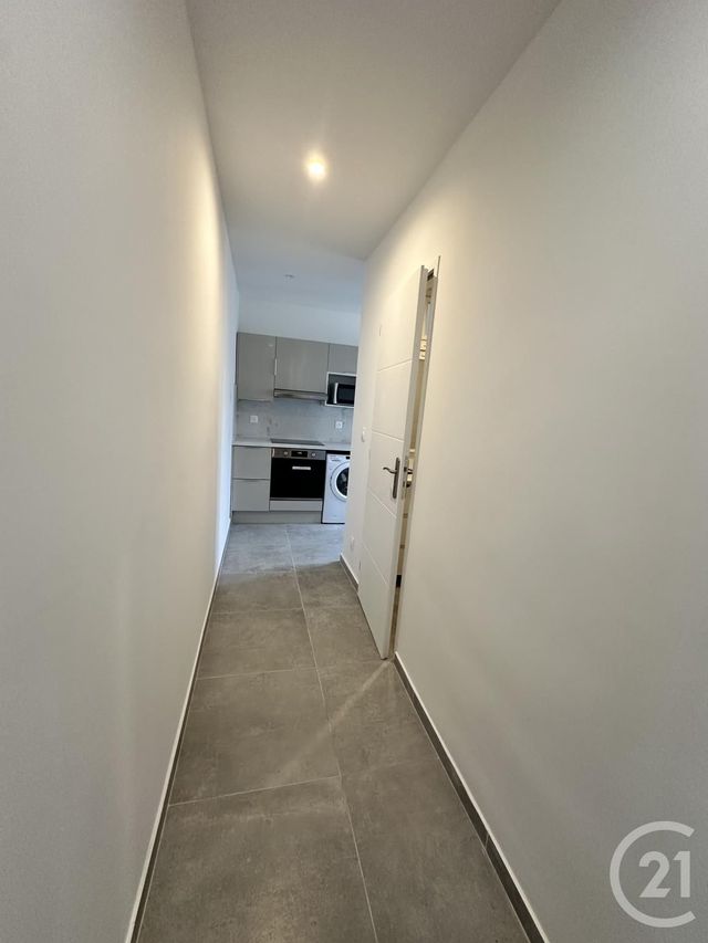 Appartement F2 à louer - 2 pièces - 34.14 m2 - TOULON - 83 - PROVENCE-ALPES-COTE-D-AZUR - Century 21 Sagittaire Immobilier