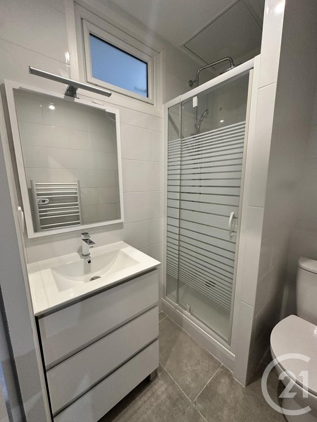 Appartement F2 à louer - 2 pièces - 34.14 m2 - TOULON - 83 - PROVENCE-ALPES-COTE-D-AZUR - Century 21 Sagittaire Immobilier