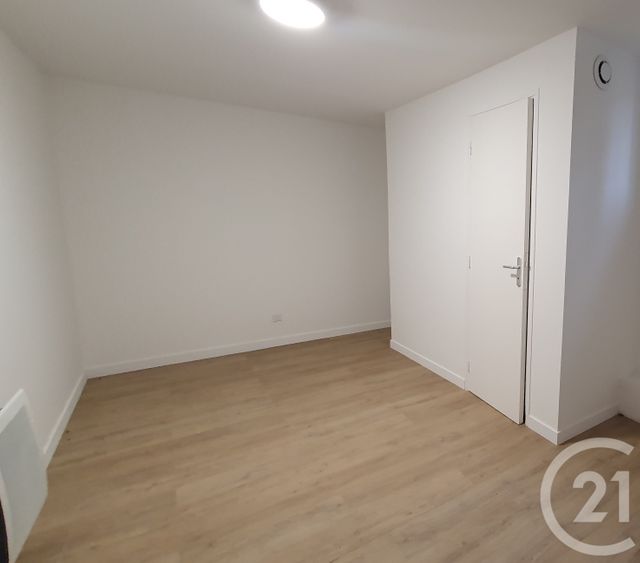 Appartement F1 à vendre - 1 pièce - 15.0 m2 - LE PRADET - 83 - PROVENCE-ALPES-COTE-D-AZUR - Century 21 Sagittaire Immobilier