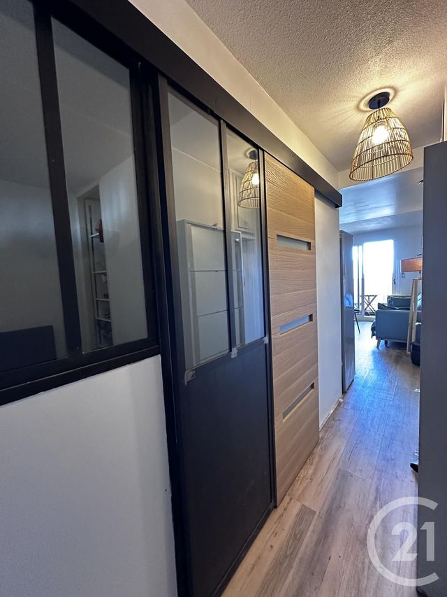 Appartement à vendre - 2 pièces - 25.54 m2 - CARQUEIRANNE - 83 - PROVENCE-ALPES-COTE-D-AZUR - Century 21 Sagittaire Immobilier