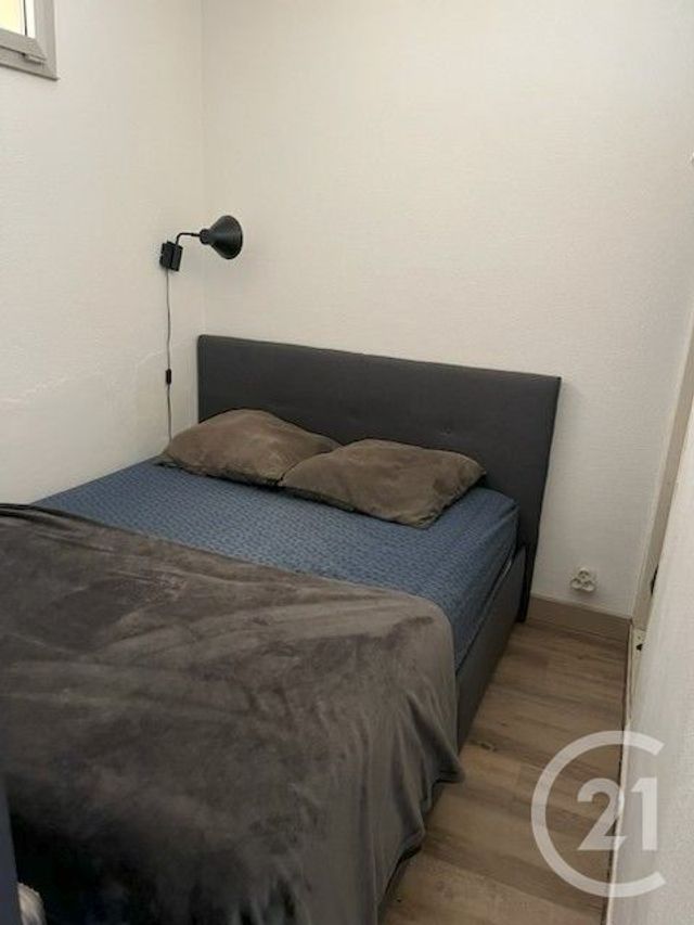 Appartement à vendre - 2 pièces - 25.54 m2 - CARQUEIRANNE - 83 - PROVENCE-ALPES-COTE-D-AZUR - Century 21 Sagittaire Immobilier