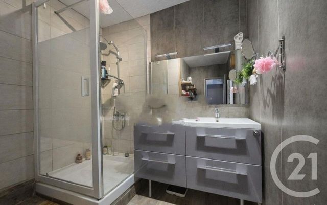 Appartement F4 à vendre - 4 pièces - 85.0 m2 - LE PRADET - 83 - PROVENCE-ALPES-COTE-D-AZUR - Century 21 Sagittaire Immobilier