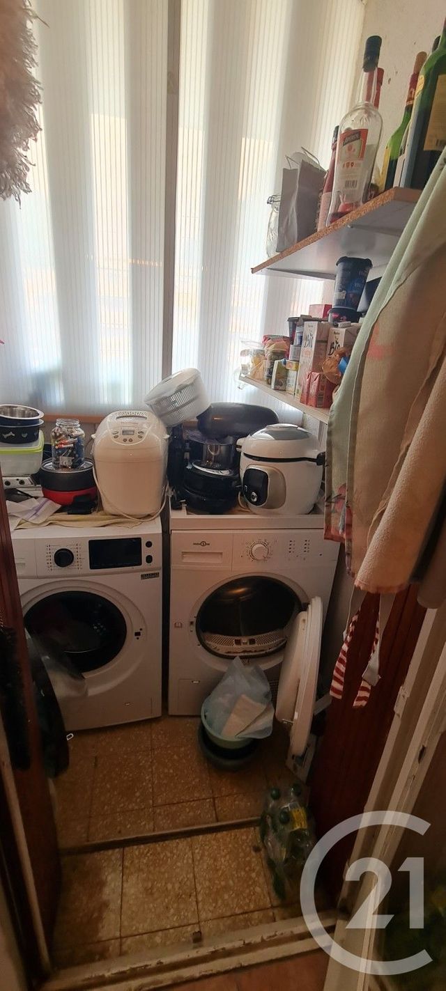 Appartement F4 à vendre - 4 pièces - 85.0 m2 - LE PRADET - 83 - PROVENCE-ALPES-COTE-D-AZUR - Century 21 Sagittaire Immobilier