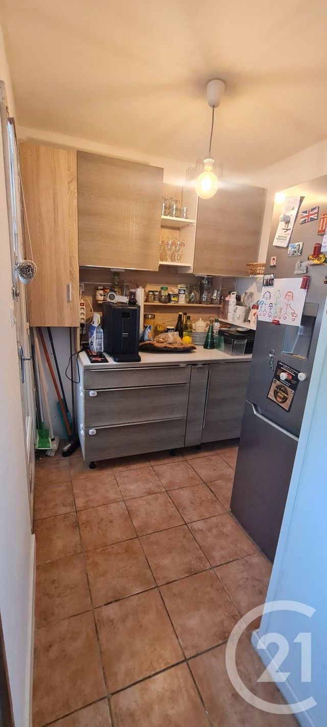 Appartement F4 à vendre - 4 pièces - 85.0 m2 - LE PRADET - 83 - PROVENCE-ALPES-COTE-D-AZUR - Century 21 Sagittaire Immobilier