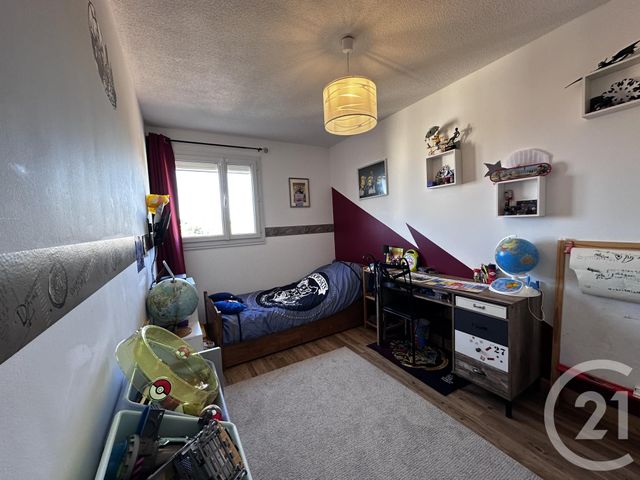 Appartement F5 à vendre - 5 pièces - 90.53 m2 - CARQUEIRANNE - 83 - PROVENCE-ALPES-COTE-D-AZUR - Century 21 Sagittaire Immobilier