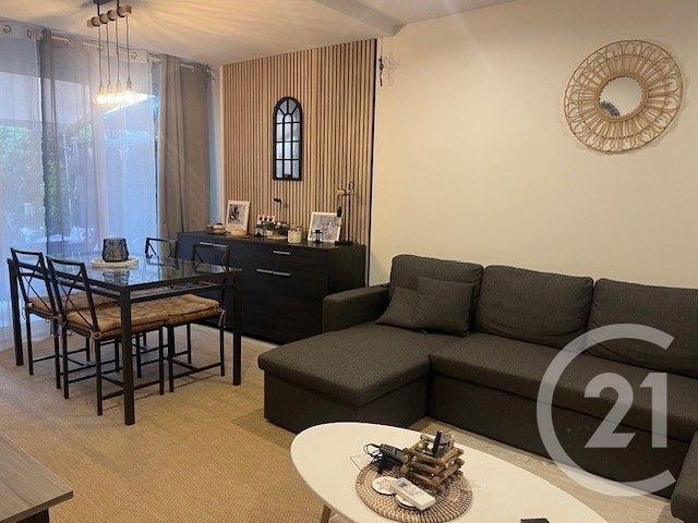 Appartement F2 à vendre - 2 pièces - 47.59 m2 - LE PRADET - 83 - PROVENCE-ALPES-COTE-D-AZUR - Century 21 Sagittaire Immobilier