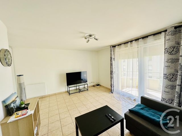 Appartement F2 à vendre - 2 pièces - 51.0 m2 - HYERES - 83 - PROVENCE-ALPES-COTE-D-AZUR - Century 21 Sagittaire Immobilier