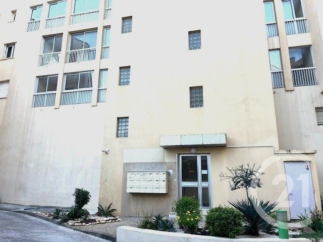 Appartement F5 à vendre - 5 pièces - 106.7 m2 - HYERES - 83 - PROVENCE-ALPES-COTE-D-AZUR - Century 21 Sagittaire Immobilier