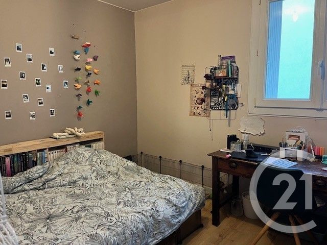 Appartement F5 à vendre - 5 pièces - 106.7 m2 - HYERES - 83 - PROVENCE-ALPES-COTE-D-AZUR - Century 21 Sagittaire Immobilier