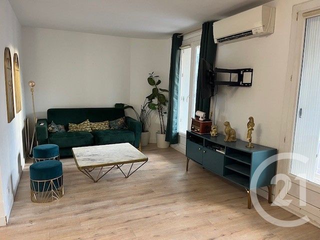 Appartement F5 à vendre - 5 pièces - 106.7 m2 - HYERES - 83 - PROVENCE-ALPES-COTE-D-AZUR - Century 21 Sagittaire Immobilier