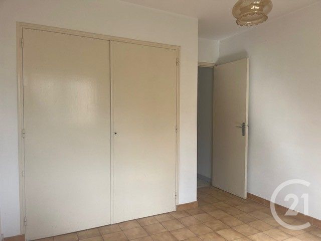 Appartement F3 à vendre - 3 pièces - 64.31 m2 - LE PRADET - 83 - PROVENCE-ALPES-COTE-D-AZUR - Century 21 Sagittaire Immobilier
