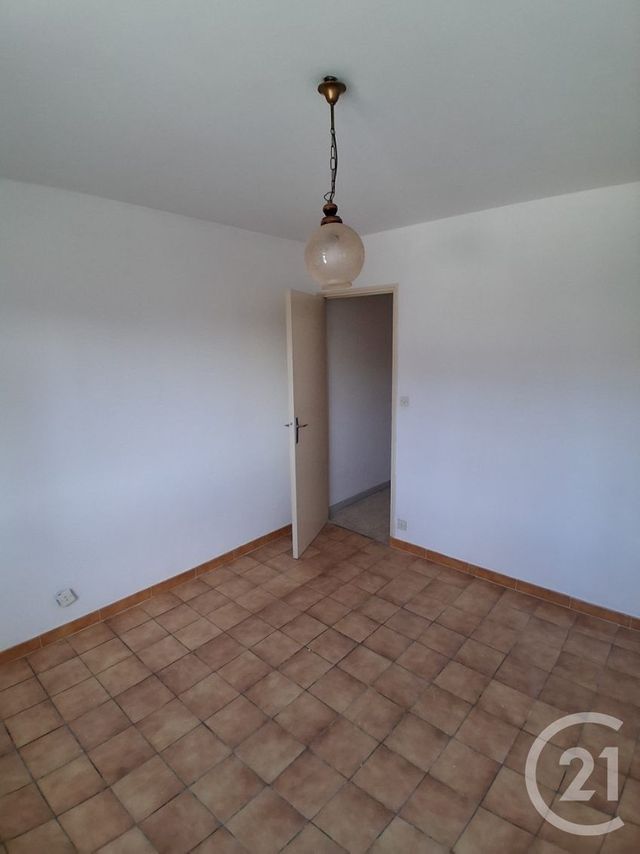 Appartement F3 à vendre - 3 pièces - 64.31 m2 - LE PRADET - 83 - PROVENCE-ALPES-COTE-D-AZUR - Century 21 Sagittaire Immobilier